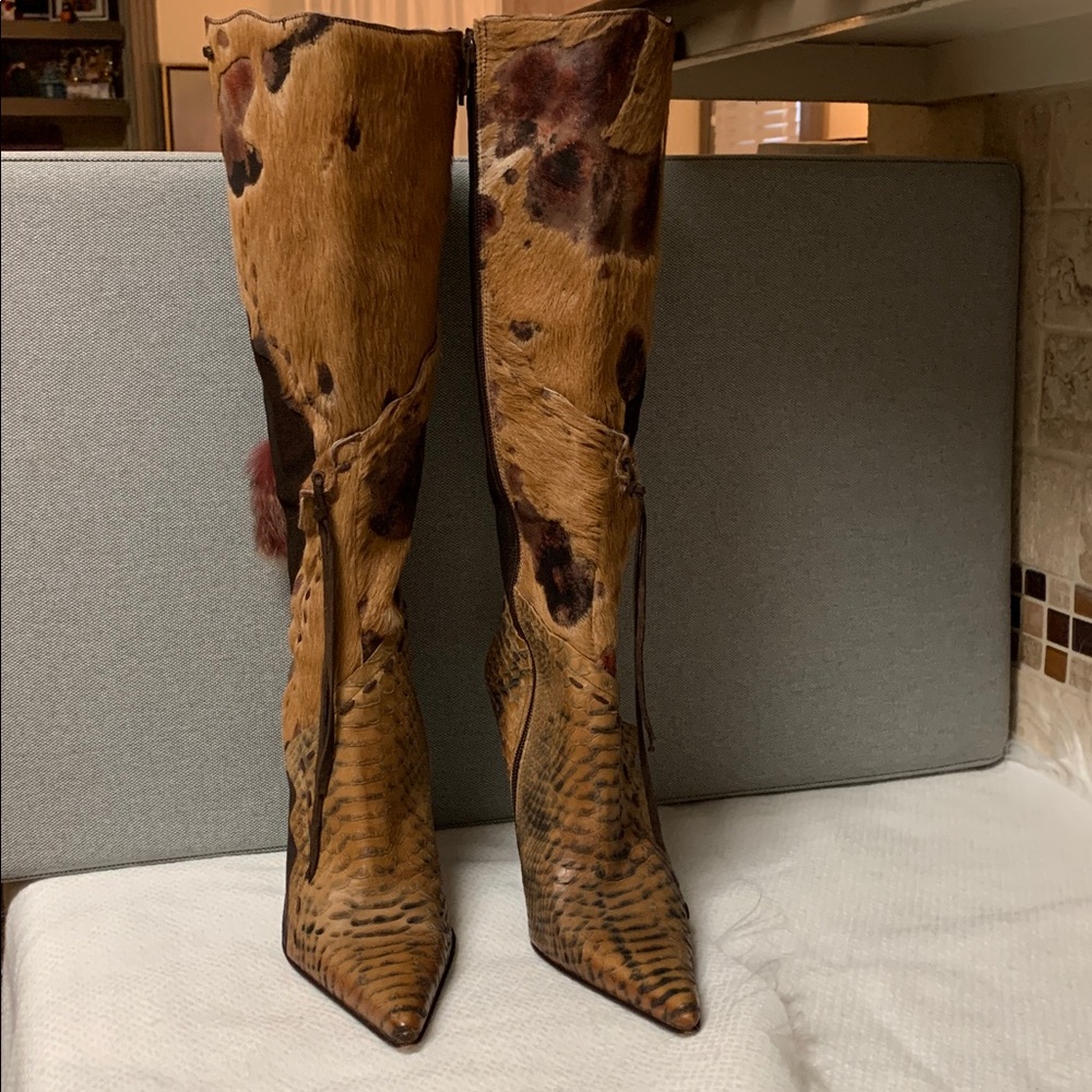 Women’s Heeled Knee-High Boots in Tan Brown - Stylish Pointed Toe - Picture 2 of 16
